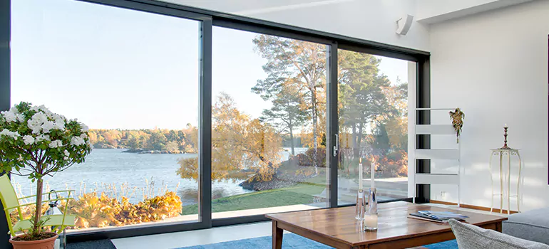 House Window Crank Repair in Saguenay, QC