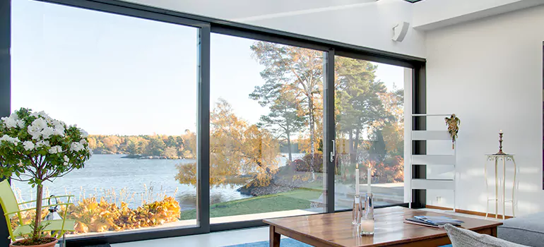 Custom Residential Window Tinting in Saguenay, QC